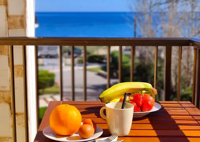 Perseo By Edeal Homes *