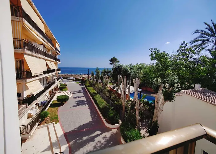 Perseo By Edeal Homes *